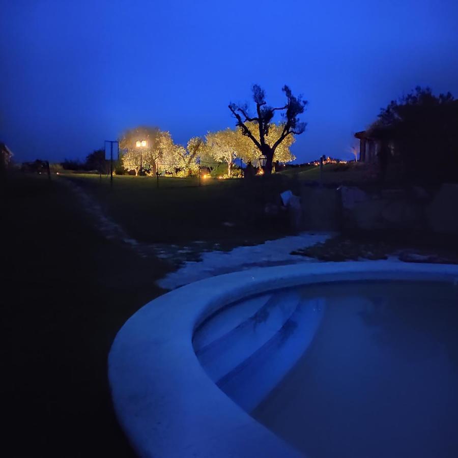 Bio Agriturismo La Bell'Antiglia Villa มอนเตเมราโน ภายนอก รูปภาพ