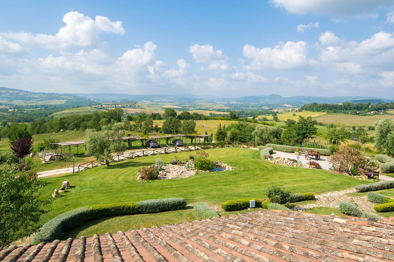 Bio Agriturismo La Bell'Antiglia Villa มอนเตเมราโน ภายนอก รูปภาพ